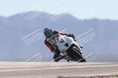 media/Oct-13-2025-Moto Forza (Mon) [[a66d839500]]/2-A Group/Session 4 (Turn 9)/